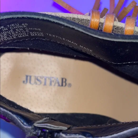 Just Fab Ankle Booties - Picture 5 of 7